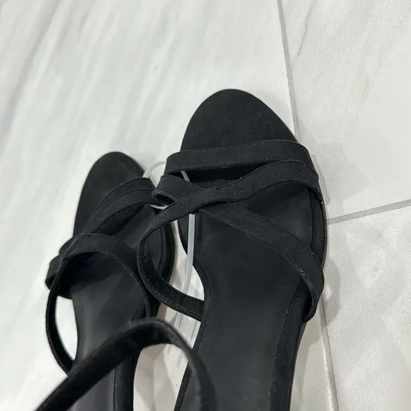 NEW! Eileen Fisher Black Noni Sandal - Size 8.5