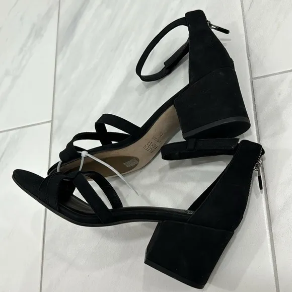 NEW! Eileen Fisher Black Noni Sandal - Size 8.5