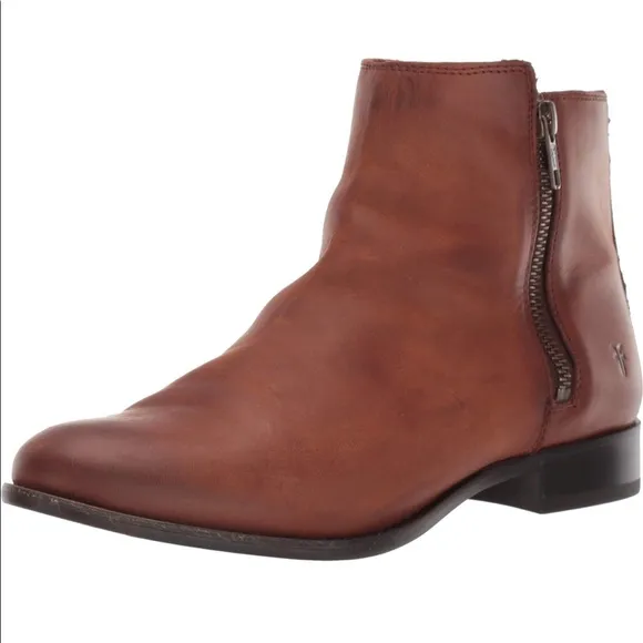 NEW FRYE Carly Double Zipper Leather Booties Boots