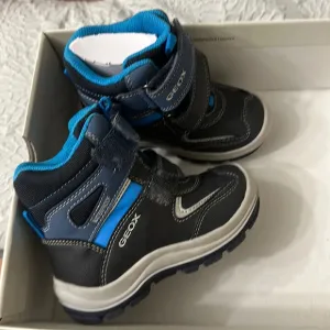 New GEOX snow boots for boys or girls!!!