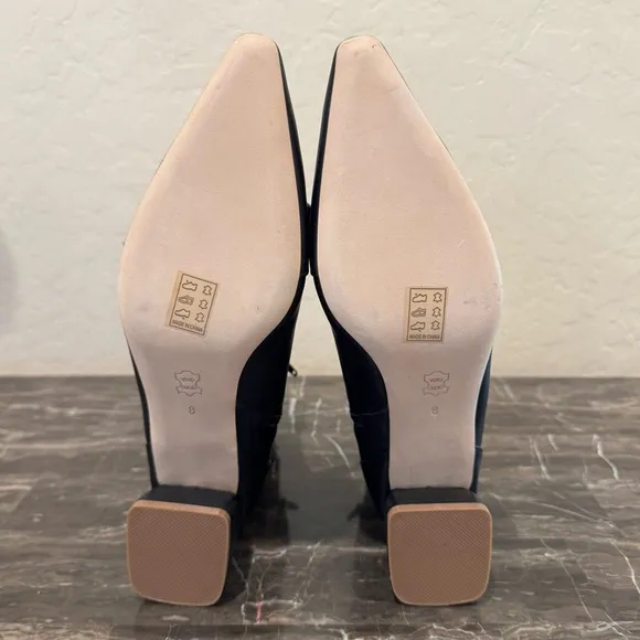 NEW Ivy City Co. Leather Ivy Bow Ankle Boots