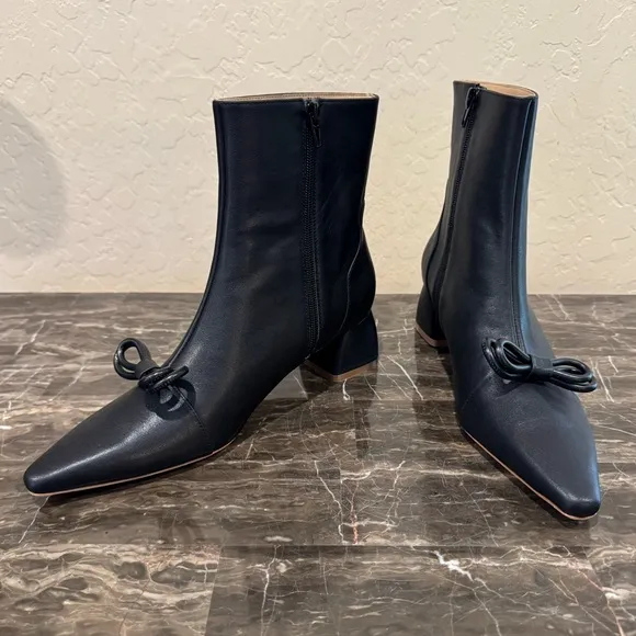 NEW Ivy City Co. Leather Ivy Bow Ankle Boots