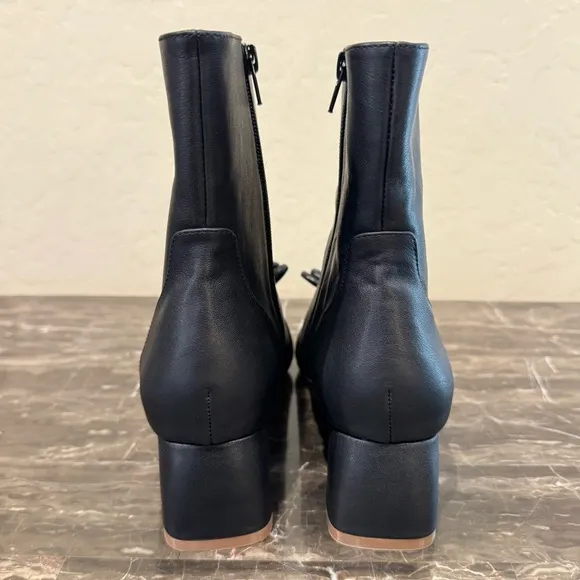 NEW Ivy City Co. Leather Ivy Bow Ankle Boots