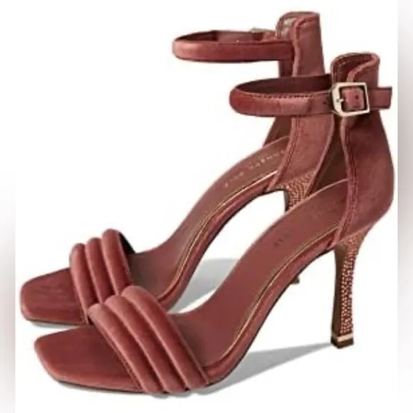 🌸NEW Kenneth Cole Women's Pink Heeled Sandals Women’s Size 9 Without Box.
