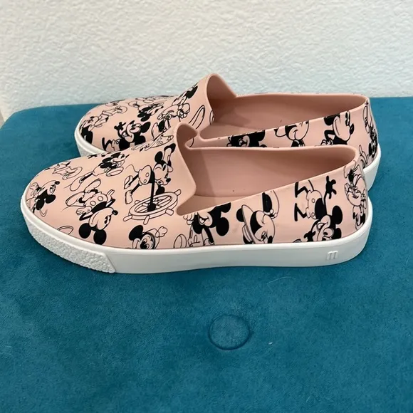 NEW Light Pink Disney Melissa Shoe Slip On Sneakers
