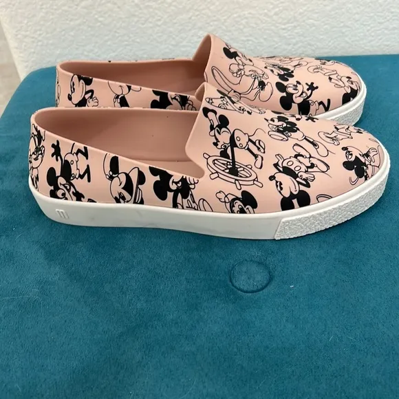 NEW Light Pink Disney Melissa Shoe Slip On Sneakers