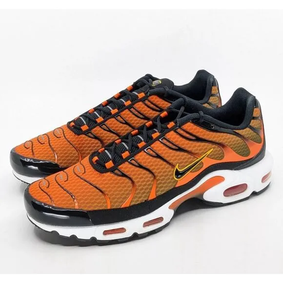 NEW Nike Air Max Plus Men's Size 8 Safety Orange/University Gold DM0032-800