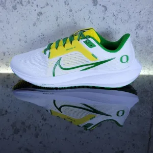 NEW Nike Air Zoom Pegasus 40 Oregon, size 9, green/yellow