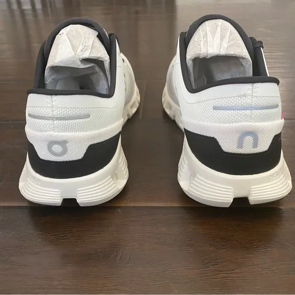 New On Cloud On Running Cloud X3 Lace up Sneakers size 12.5