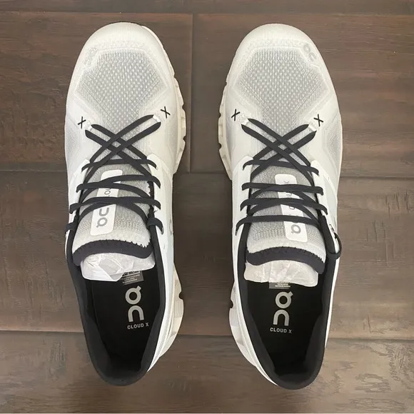 New On Cloud On Running Cloud X3 Lace up Sneakers size 12.5