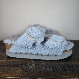 NEW Papillio Birkenstock Arizona Shearling Womens Size 7 Sandals Slippers Blue