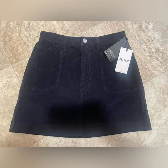 New! RE/DONE Redone 70s Navy mini corduroy skirt 💙 sz 26 NWT