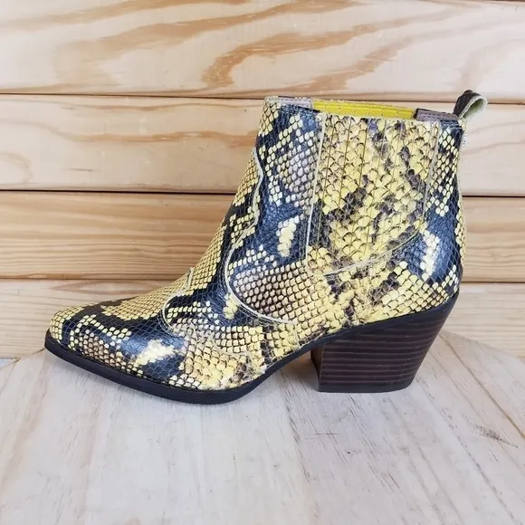 NEW Sam Edelman Winona Leather Snake Print Western Ankle Boots Booties Slip-on