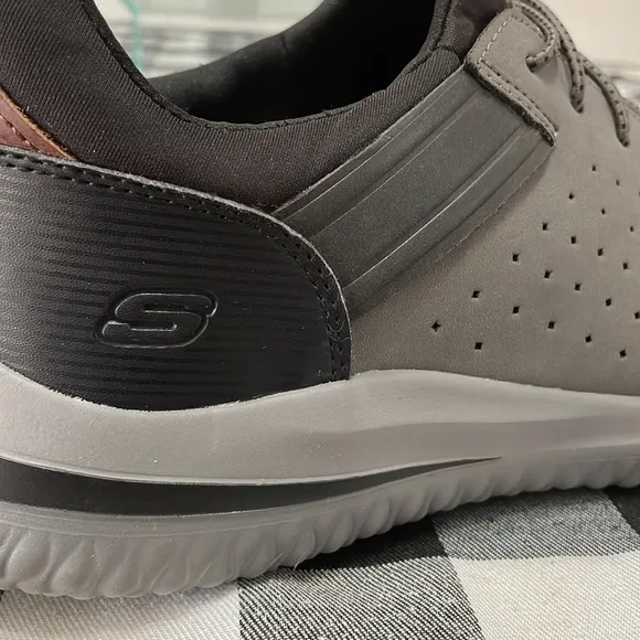 NEW! Skechers Delson 3.0 Cicada Slip On Memory Foam Shoes Sneaker 12 Wide