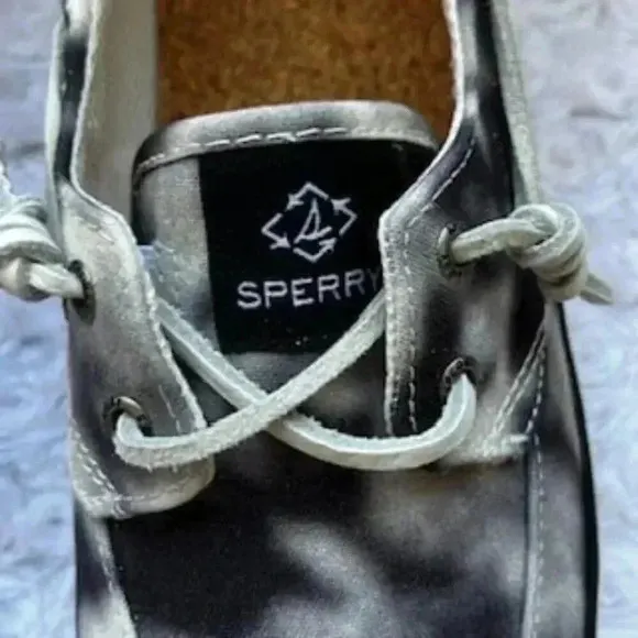 NEW Sperry Topsider Seaport Levy Smooth Loafer Flat boat Shoes women's size 8.5