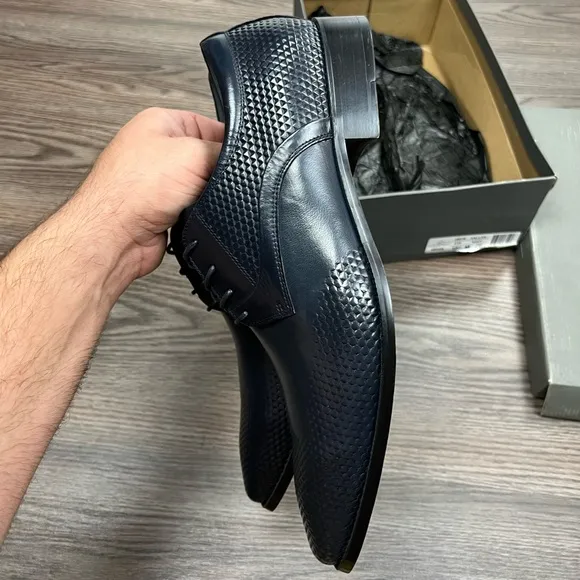 NEW Stacy Adams Navy Blue Wingtip Oxfords 10.5 M