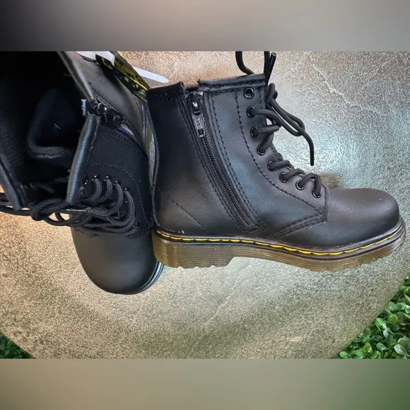 New TODDLER DR. MARTENS 1460 SOFTY T LEATHER BOOTS unisex