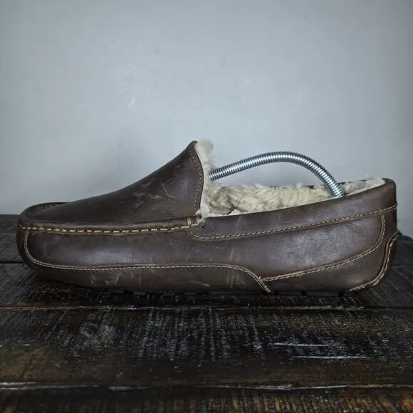 NEW UGG Australia Ascot Mens Size 11 3E EEE Moccasin Leather Slipper Shoes Brown