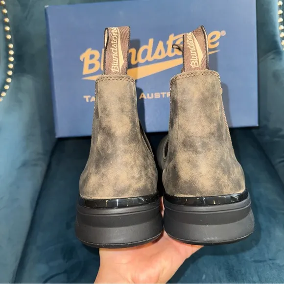 New US Size 11 Blundstone Elastic Sided Chelsea Boots Rustic Brown