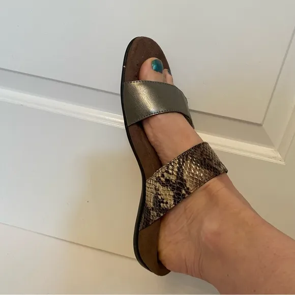 NEW VIONIC SHOES SANDALS 2 STRAP BROWN SNAKESKIN LOOK PEWTER SILVER SIZE 8 MWT