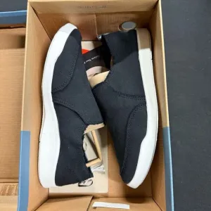 New Vionic Malibu Black Canvas Slip On Sneakers 7.5 Wide