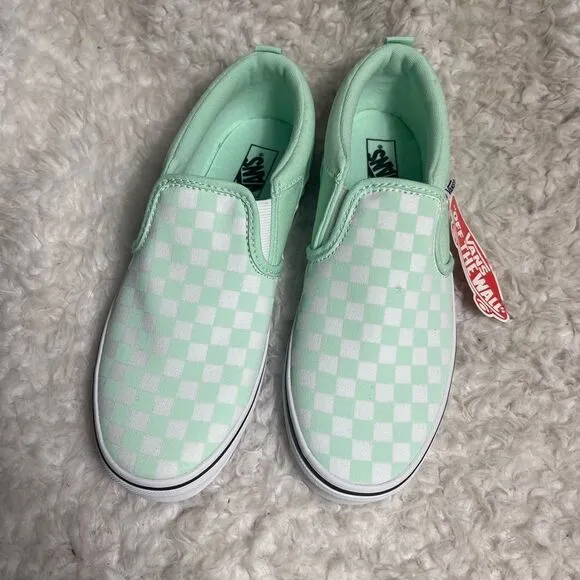 New without BoxVans checkers Mint green&amp; white slip on sneakers youth SZ6.0Y