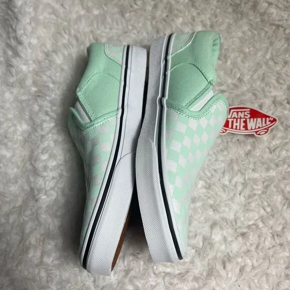 New without BoxVans checkers Mint green&amp; white slip on sneakers youth SZ6.0Y