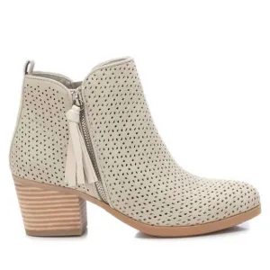 NEW XTI women's ankle boots in ivory