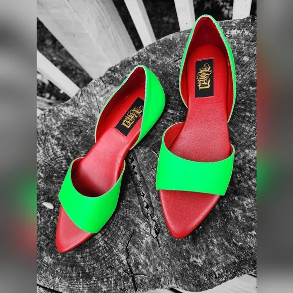 NEW/SoldOut ~ Von D Shoes ~ Eelctric Slime Green Peep Toe Flats Sandals
