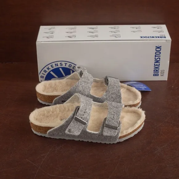 NIB Birkenstock Arizona Happy Lamb Sandals Kid's Size 2-2.5/US Gray