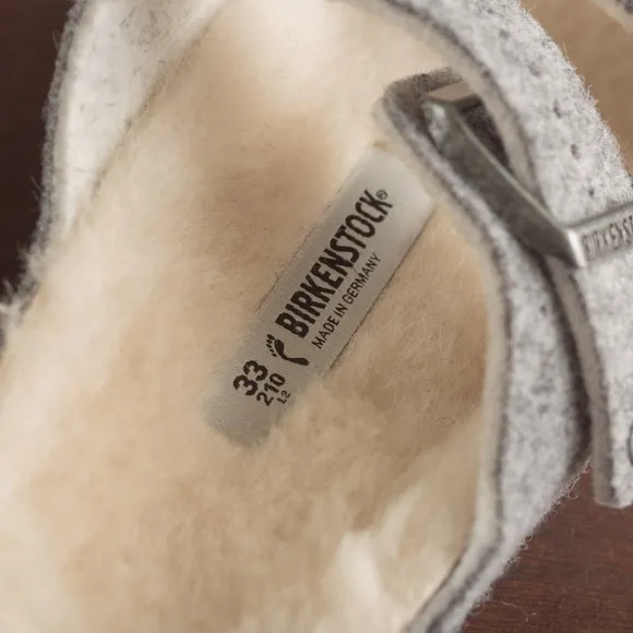 NIB Birkenstock Arizona Happy Lamb Sandals Kid's Size 2-2.5/US Gray