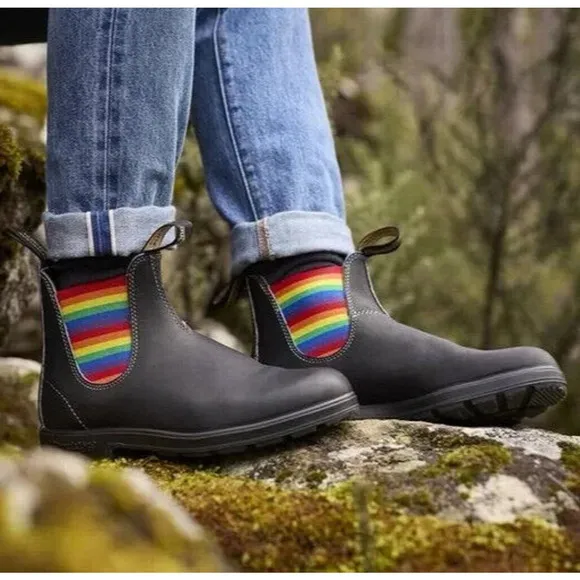 NIB Blundstone 2105 Women's‎ Colored Leather Chelsea Boots Rainbow BLACK