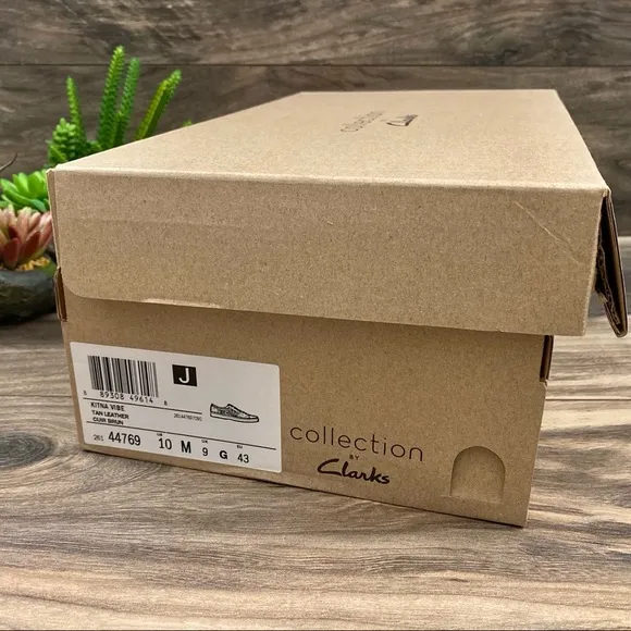 NIB Clarks Kitna Vibe Casual Comfort Sneakers Tan