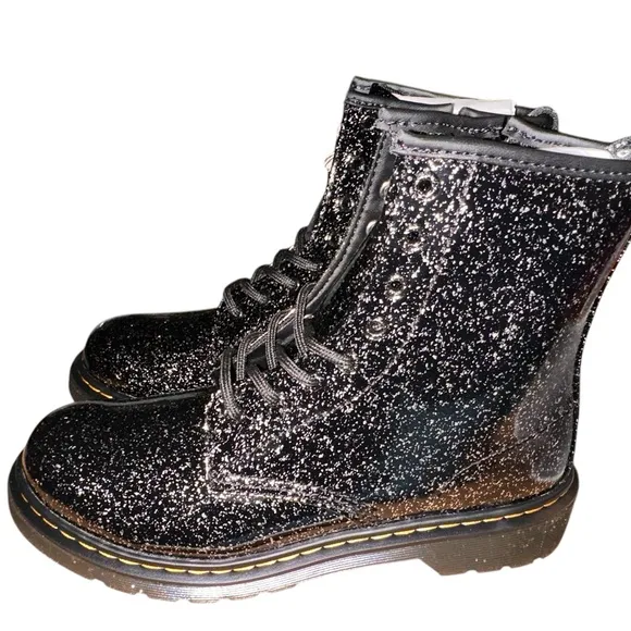NIB Dr. Martens Youth/Junior 1460 Black Cosmic Glitter lace up boots $75