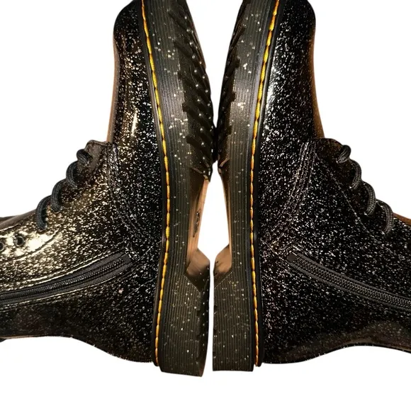 NIB Dr. Martens Youth/Junior 1460 Black Cosmic Glitter lace up boots $75