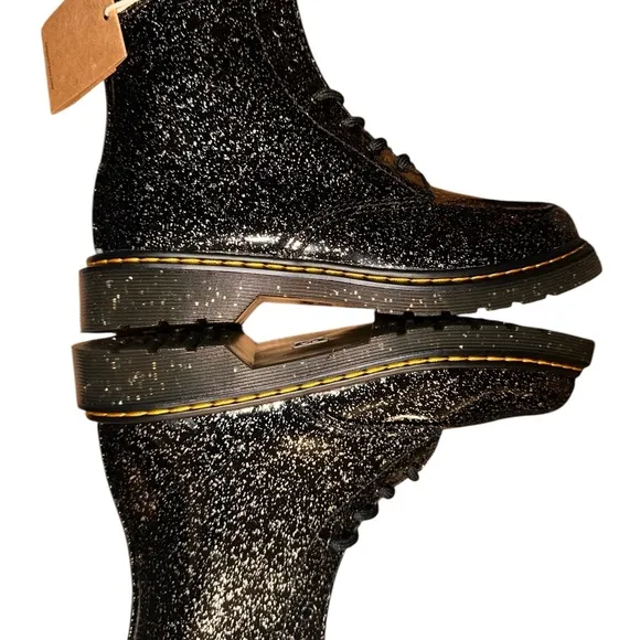 NIB Dr. Martens Youth/Junior 1460 Black Cosmic Glitter lace up boots $75