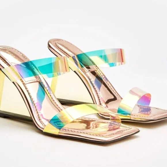 NIB Good American CINDER-F*CKING-RELLA WEDGE