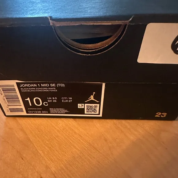 NIB Jordan 1 Mid SE Toddler/Toddler Shoes Black 10C