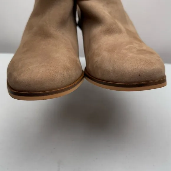 NIB Lucky Brand Women's Victorey Booties Leather Ankle Stacked Boots Size 9M