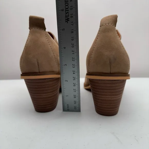 NIB Lucky Brand Women's Victorey Booties Leather Ankle Stacked Boots Size 9M