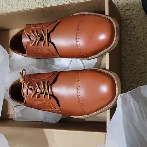 NIB Mens Lace Up Oxford