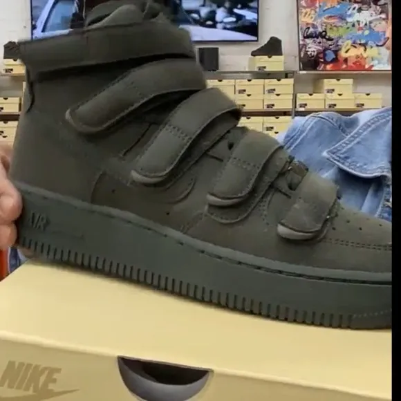 NIB Nike Air Force 1 High 07 x Billie Eilish Sequoia High-Top Sneakers  Straps