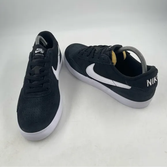 NIB 👞 Nike Men's SB Heritage Vulc Black Skateboarding Shoes Sneakers - Size 10