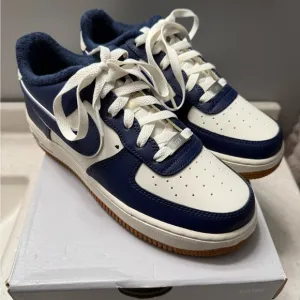 Nike AF1 LV8 (GS) Navy &amp; Sail  size 6 Youth.  NIB