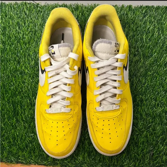 Nike Air Force 1 ‘07 LV8 Tour Yellow Sail Black
