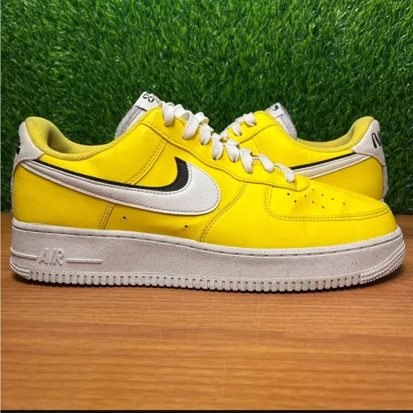 Nike Air Force 1 ‘07 LV8 Tour Yellow Sail Black