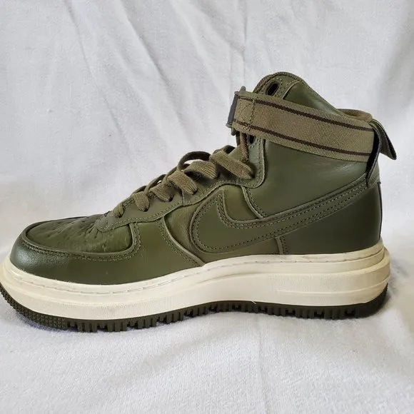 Nike Air Force 1 Gore-Tex Boot Medium Olive Men's Size 7 / Women's 8.5 US