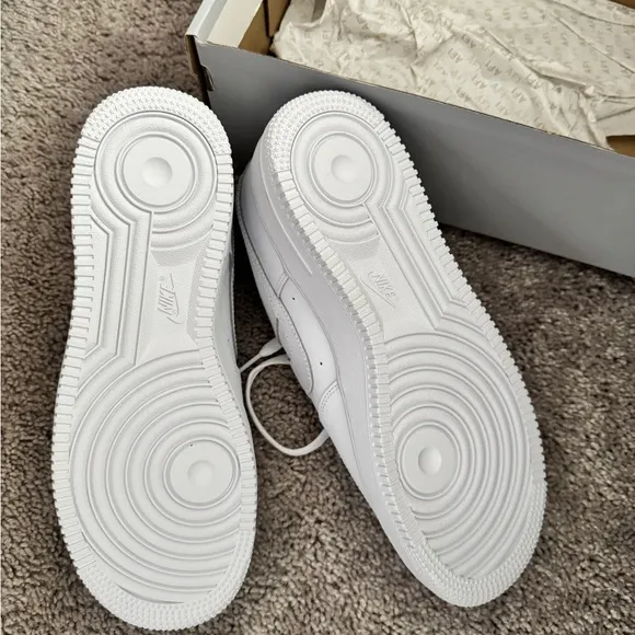 Nike Air Force 1 LE GS White Sneakers