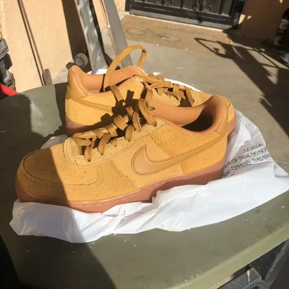 Nike Air Force 1 Low 3 Wheat/Wheat-Gum/Brown Size 3.5y 700 AF1