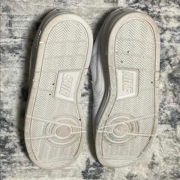 Nike Air Force 1 Low Casual Sneakers